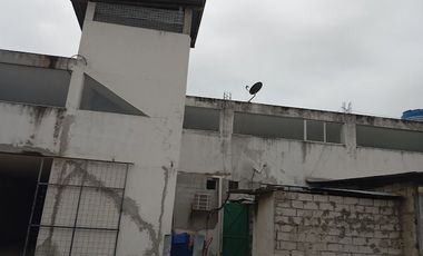 Alquiler de Locales Comerciales  en Zona comercial ... .. VIA A TONSUPA EN ZONA DE TRANS ESMERALDAS