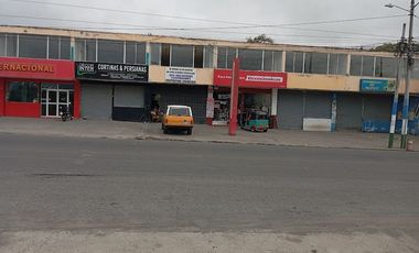 Alquiler de Locales Comerciales  en Zona comercial ... .. VIA A TONSUPA EN ZONA DE TRANS ESMERALDAS