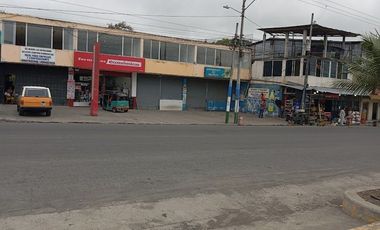 Alquiler de Locales Comerciales  en Zona comercial ... .. VIA A TONSUPA EN ZONA DE TRANS ESMERALDAS