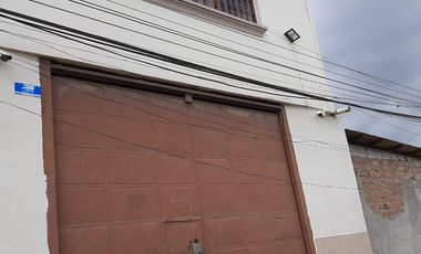 COMPLEJO INDUSTRIAL DE  BODEGA ..  ALQUILO