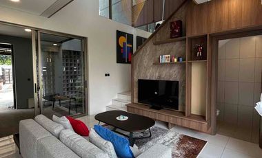 Rumah Minimalis Tropis 2 Lantai