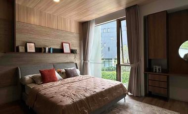 Rumah Minimalis Tropis 2 Lantai