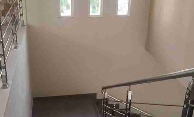Sewa rumah jl bukit Amartha lokasi sangat strategis dekat dengan undip Tembalang