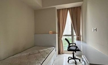 fasilitas lengkap dengan club house!Private lift Disewakan 3br+ siap huni Condominium Taman Anggrek Residence selangkah ke Taman anggrek mall hublife