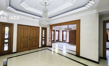 DISEWAKAN RUMAH MEWAH DI SOLO DEKAT PARAGON MALL