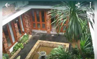 Dijual Rumah Turun harga dri 17 M jdi 13 M LT 663 m² Kemang Jakarta Selatan