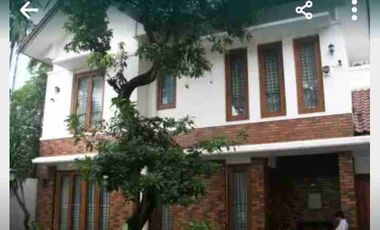Dijual Rumah Turun harga dri 17 M jdi 13 M LT 663 m² Kemang Jakarta Selatan