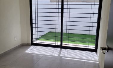 Villa Fontana Diamante, casa en renta dentro de coto con seguridad 24/7 todos los servicios cerca