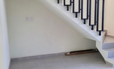 Villa Fontana Diamante, casa en renta dentro de coto con seguridad 24/7 todos los servicios cerca