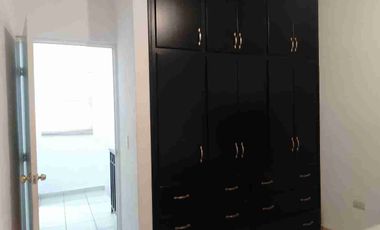 CASA EN RENTA PORTAL DEL AGUA SEMIAMUEBLADA