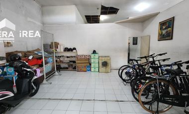 RUANG USAHA DAN RUMAH DIJUAL DI SOLO DEKAT TOL KLODRAN DAN STADION MANAHAN