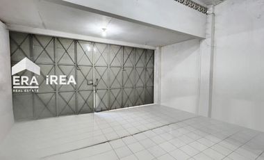 RUANG USAHA DAN RUMAH DIJUAL DI SOLO DEKAT TOL KLODRAN DAN STADION MANAHAN