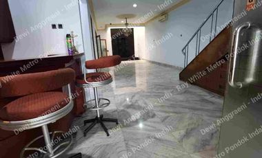Dijual Rumah 2,5 Lantai di Taman Aries – Bangunan Luas, Siap Huni, Lokasi Strategis
