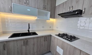 HERMOSO DEPA FRENTE AL PARQUE 3 HAB TODOS CON BAÑO INCORPORADO Y WALKING  CLOSET