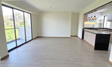 HERMOSO DEPA FRENTE AL PARQUE 3 HAB TODOS CON BAÑO INCORPORADO Y WALKING  CLOSET