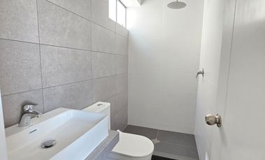 HERMOSO DEPA FRENTE AL PARQUE 3 HAB TODOS CON BAÑO INCORPORADO Y WALKING  CLOSET