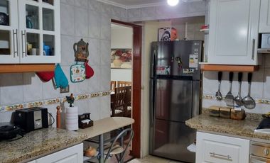 SE VENDE CASA CON UBICACION PREVILIGIADA