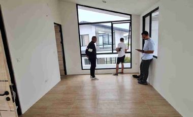 Dijual Rumah Baru 2 Lantai Bebas Banjir Super Strategis di Lippo Karawaci Utara
