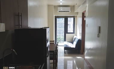 Fully-Furnished 1 Bedroom Unit with balcony for Rent in Unit B030444 Tower 2 Shore 3 Residences Pasay City