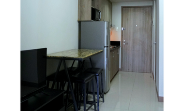 Semi-Furnished 1 Bedroom Unit with balcony for Rent in Unit B3A0402 Tower 3 S Residences Pasay City