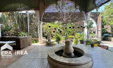 DIJUAL RUMAH MEWAH FULL FURNISHED DEKAT GEDUNG GRAHA SABA SOLO UTARA