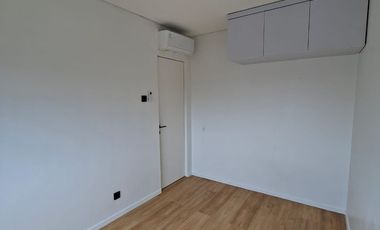 1BR Unfurnished Apartemen Madison Park - Mall Central Park