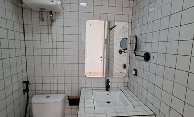 1BR Unfurnished Apartemen Madison Park - Mall Central Park