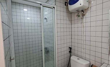 1BR Unfurnished Apartemen Madison Park - Mall Central Park