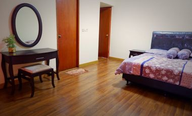 Apartemen Taman Anggrek Condominium Full Furnish di Jakarta Barat