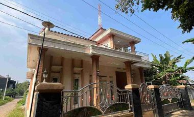 Rumah 2 Lantai 3 Kamar di Cipocok Jaya Dekat KP3B