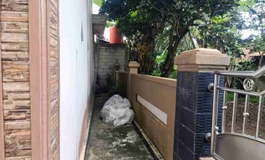 Rumah 2 Lantai 3 Kamar di Cipocok Jaya Dekat KP3B