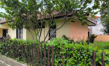 RUMAH ASRI NYAMAN TERAWAT SIAP HUNI DI CIPAMOKOLAN BANDUNG