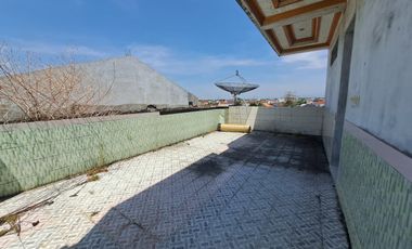 DIJUAL RUMAH MURAH 4 LANTAI DEKAT STASIUN PURWOSARI SOLO