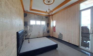 DIJUAL RUMAH MURAH 4 LANTAI DEKAT STASIUN PURWOSARI SOLO