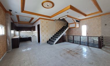 DIJUAL RUMAH MURAH 4 LANTAI DEKAT STASIUN PURWOSARI SOLO