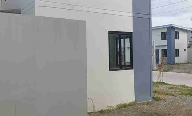 LOFT TYPE END TOWNHOUSE UNIT FOR SALE (HOUSE & LOT) RFO