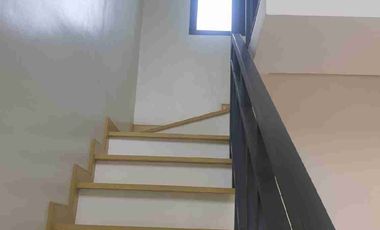 LOFT TYPE END TOWNHOUSE UNIT FOR SALE (HOUSE & LOT) RFO