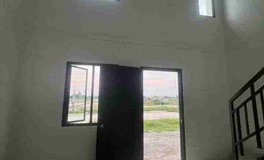 LOFT TYPE END TOWNHOUSE UNIT FOR SALE (HOUSE & LOT) RFO