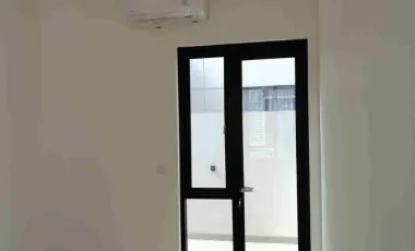 Siap huni di komplek Mewah dari developer terpercaya
