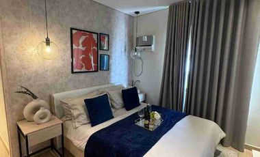 LOFT TYPE CORNER  TOWNHOUSE UNIT FOR SALE / HOUSE & LOT - RFO