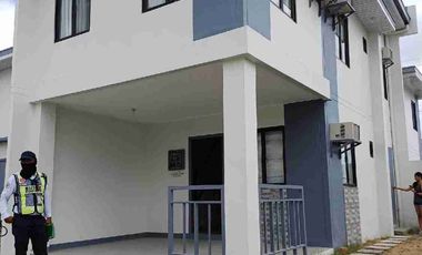 LOFT TYPE CORNER  TOWNHOUSE UNIT FOR SALE / HOUSE & LOT - RFO