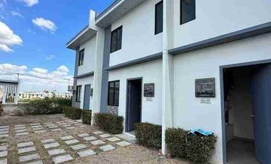 LOFT TYPE CORNER  TOWNHOUSE UNIT FOR SALE / HOUSE & LOT - RFO
