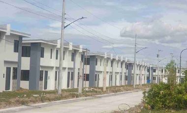 LOFT TYPE CORNER  TOWNHOUSE UNIT FOR SALE / HOUSE & LOT - RFO
