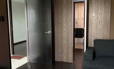 For Lease: Fully Furnished Penthouse 2BR unit with parking in Vimana Residences!