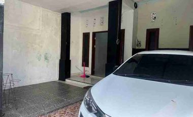 Jual Rumah 2lt Masih Terawat Lokasi Jl Malboro teuku umar Barat Tidak Banjir area Strategis