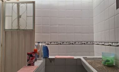 Se vende casa Mesitas del colegio – 213 mts2