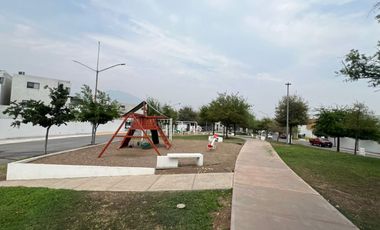 Casa con 150 m² Superficie de Terreno, 3 Recámaras en Renta en Privalia Cumbres