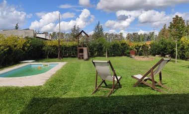 Quinta impecable a minutos de la ciudad