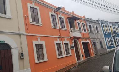 CASA EN VENTA CENTRO HISTORICO QUITO