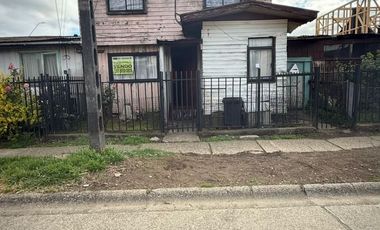 Se vende amplia casa con gran terreno ubicada en Valdivia